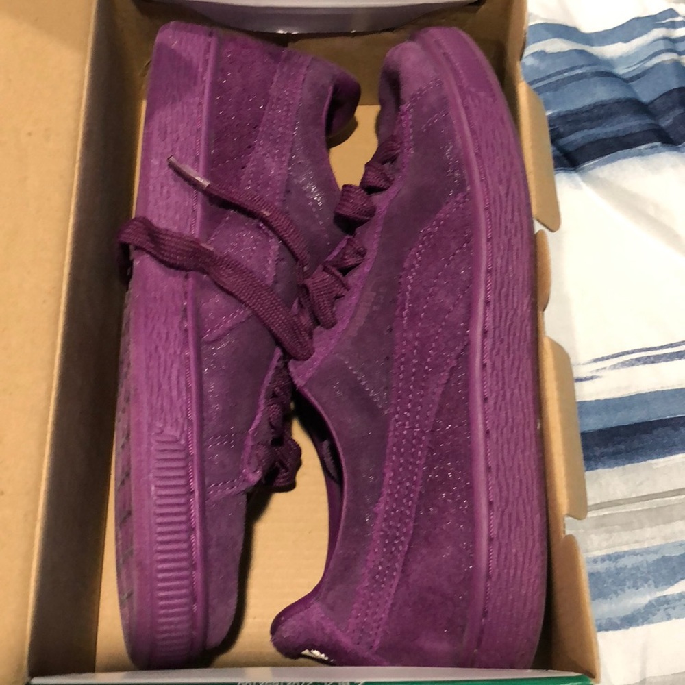 Purple pumas